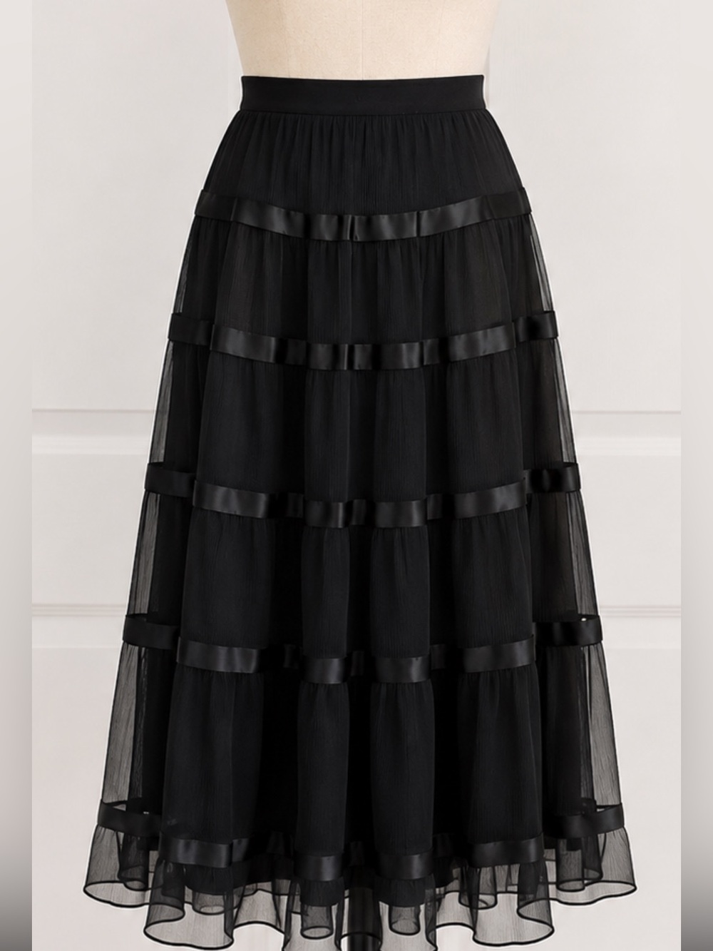 Gorgeous silk skirt new with tag